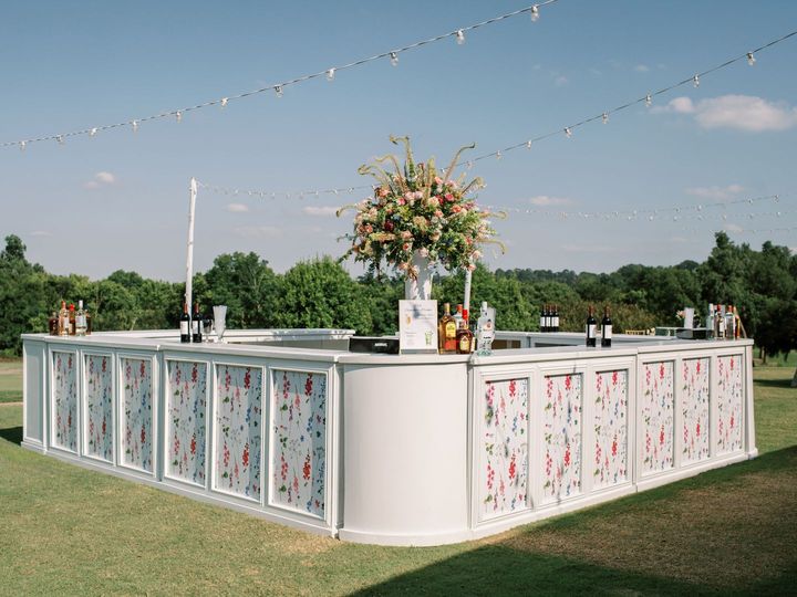 Rounded Bar Corners - Pelican Tents & Events